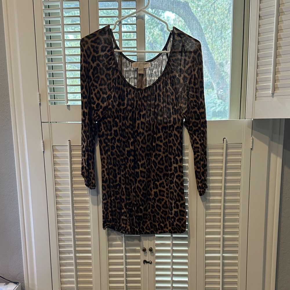 MICHAEL Michael Kors Leopard Print Long Sleeve Top